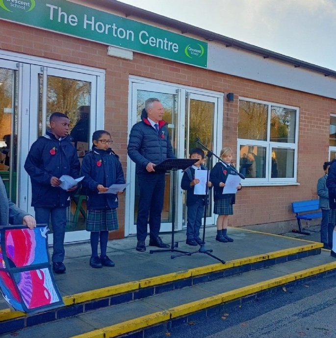 News » Crescent School Observes Remembrance Day